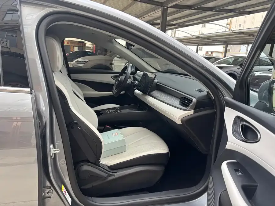 BYD seal 05 DM-i Seal 05 DM-i 2025 DM-i Intelligent Driving Edition 120KM Flagship Model 2025 — миниатюра 4