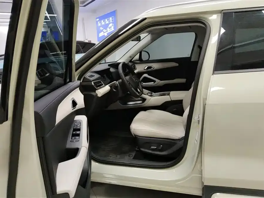 BYD Yuan UP Yuan UP 2024 401KM Beyond 2025 — миниатюра 3