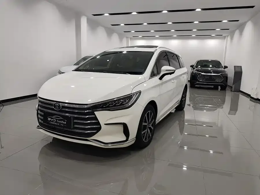 BYD Song MAX New Energy Song MAX New Energy 2022 DM-i 105KM Premium Edition 2023 — фото 1, купить с доставкой в Москву