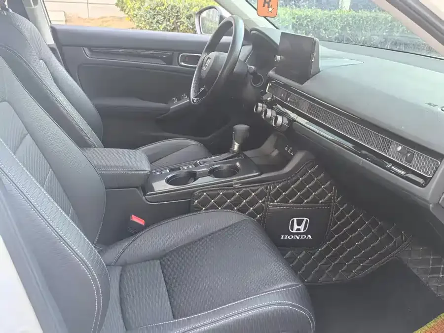 Honda Integra Stylish 2023 240TURBO CVT Technology Edition 2023 — миниатюра 4