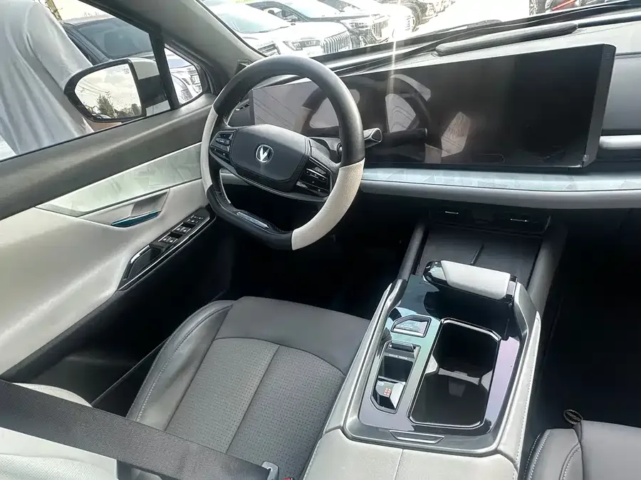 Changan UNI-T Changan UNI-T 2023 Second Generation 1.5T Premium Edition 2023 — миниатюра 2