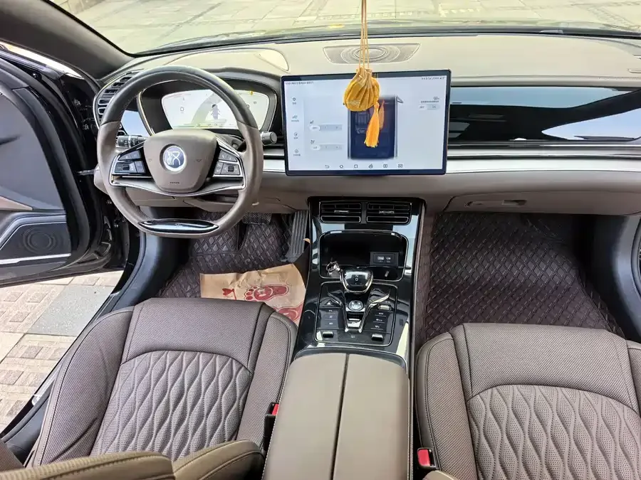 BYD Second-hand Han 2022 DM-i 121KM Premium Edition 2023 — миниатюра 5