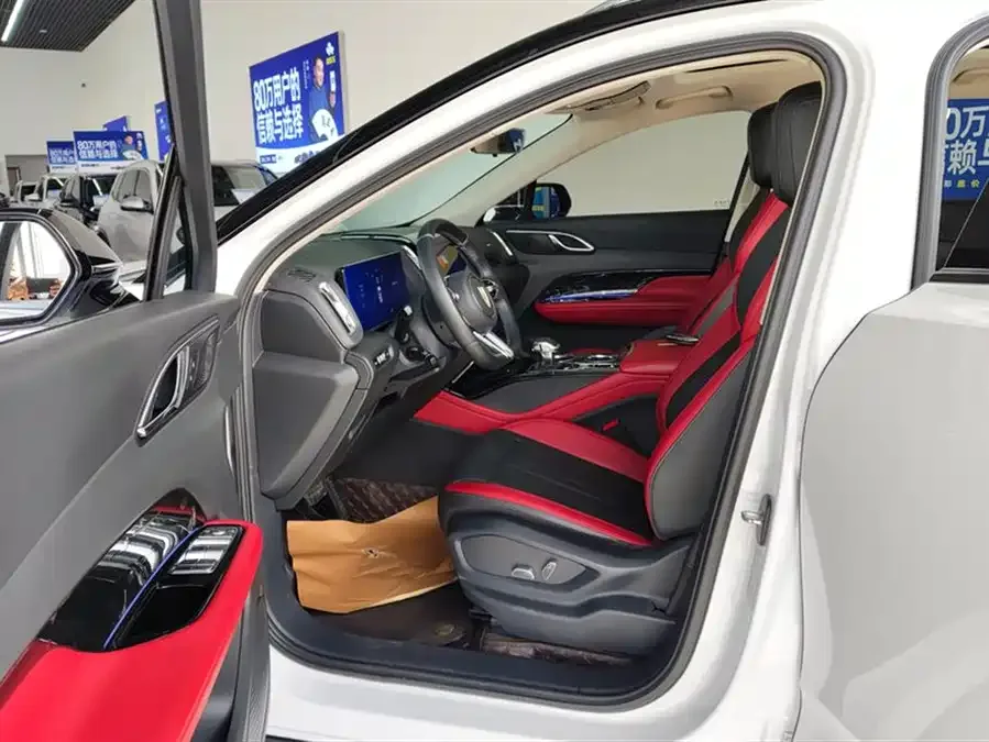 Hongqi HS3 Hongqi HS3 2023 1.5T 2WD Shanwei Edition 2023 — миниатюра 3