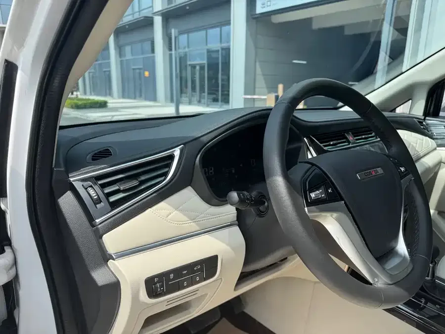 Oshan Kochan Changan Auchan Keshan 2022 1.5T automatic business model 2023 — миниатюра 3