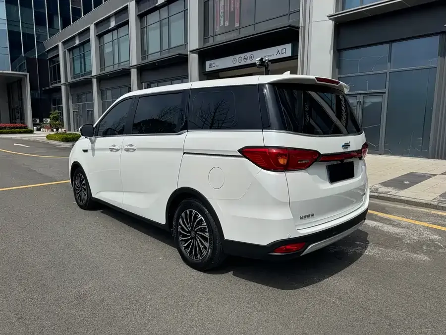 Oshan Kochan Changan Auchan Keshan 2022 1.5T automatic business model 2023 — миниатюра 5