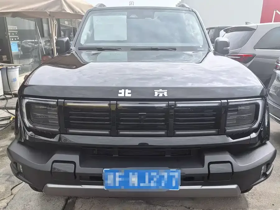 BAIC BJ40 Beijing BJ40 2026 2.0T Gasoline Standard Edition 2025 — фото 1, купить с доставкой в Москву