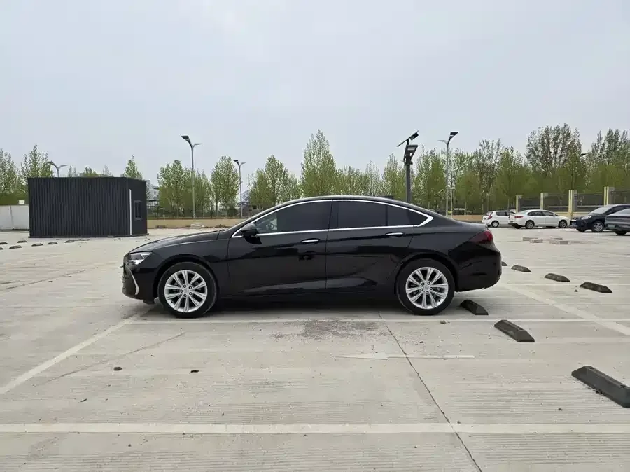 Buick Regal Regal 2024 28T Enjoyment Edition 2025 — миниатюра 4