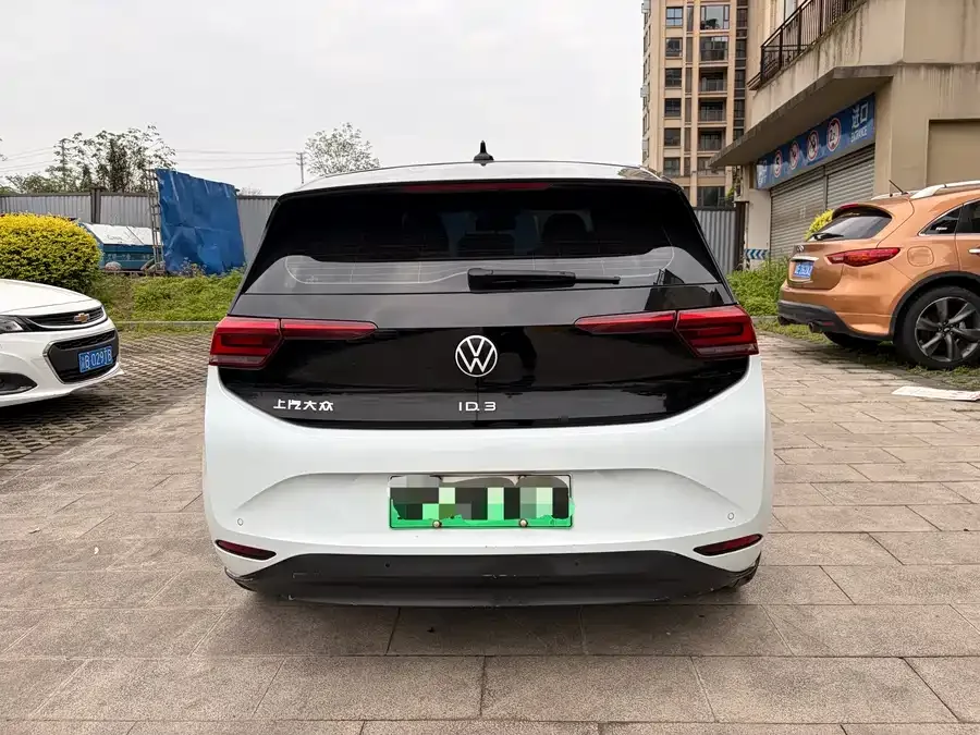 Volkswagen ID.3 Volkswagen ID.3 2023 Upgraded Pure Smart Edition 2023 — миниатюра 4