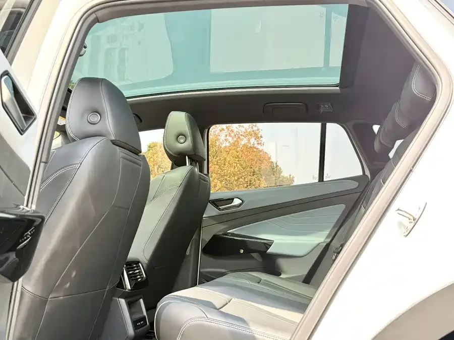 Volkswagen ID.4 X ID.4 X 2024 Pure Intelligent Edition 2024 — миниатюра 4