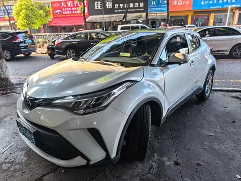 Toyota CHR 2023 buy in Moscow