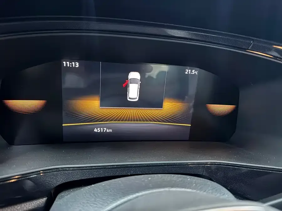 Volkswagen Tiguan (Tharu) Tuyue 2025 New 1.5L Ruijin Edition 2024 — миниатюра 2
