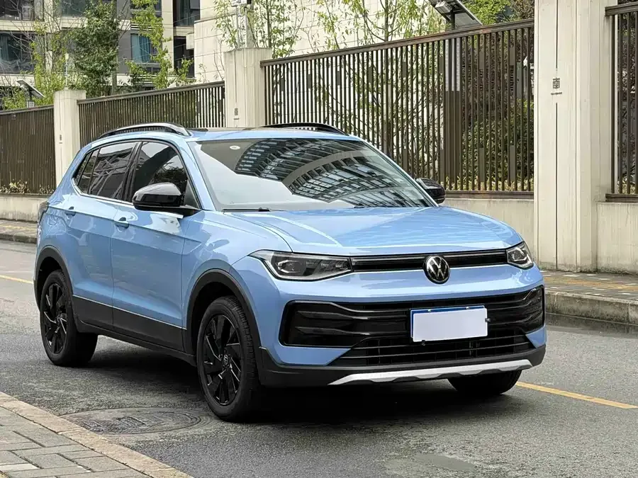 Volkswagen Tiguan (Tharu) Tuyue 2025 New 300TSI Ruixiang Edition 2024 — миниатюра 3