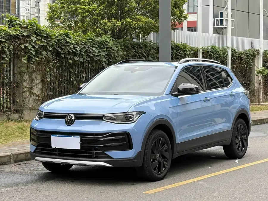 Volkswagen Tiguan (Tharu) Tuyue 2025 New 300TSI Ruixiang Edition 2024 — фото 1, купить с доставкой в Москву