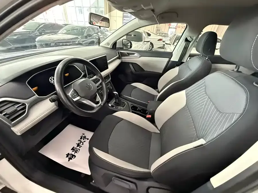 Volkswagen Tiguan (Tharu) Tuyue 2023 300TSI 2WD Crescent Edition 2024 — миниатюра 4