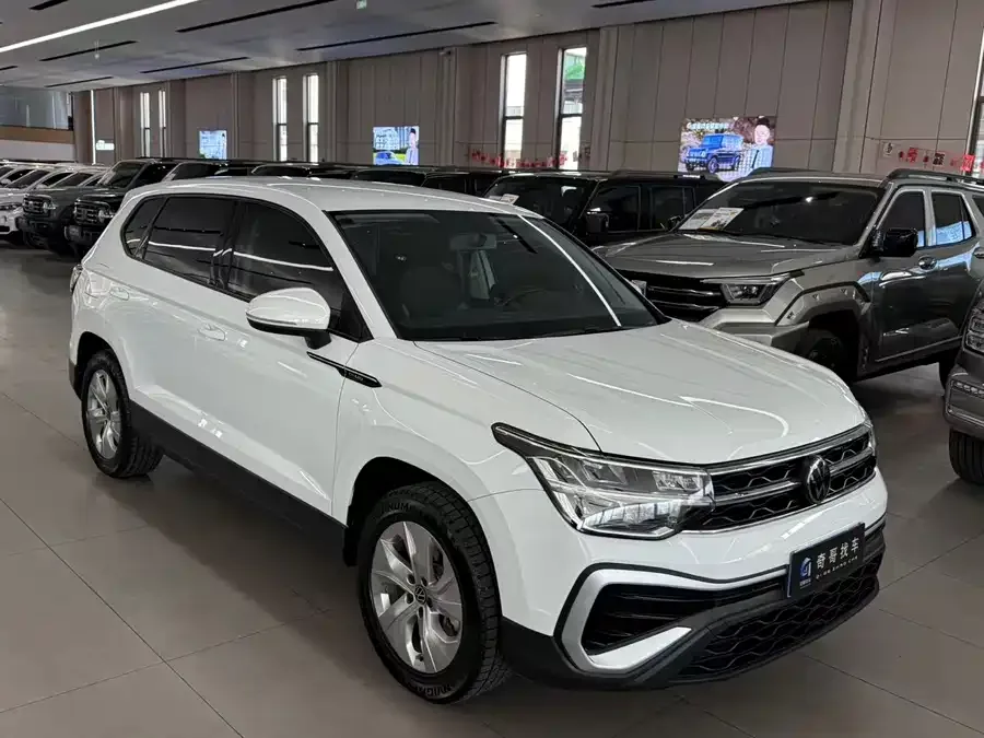 Volkswagen Tiguan (Tharu) Tuyue 2023 300TSI 2WD Crescent Edition 2024 — фото 1, купить с доставкой в Москву