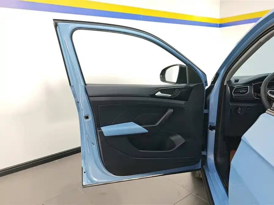Volkswagen Tiguan (Tharu) Tuyue 2025 New 300TSI Sharp Edition 2025 — миниатюра 4
