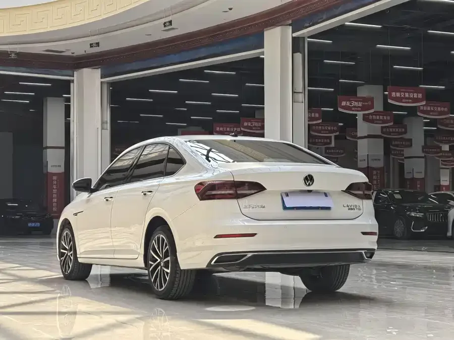 Volkswagen Lavida Lavida 2021 280TSI DSG Deluxe Edition 2022 — миниатюра 4