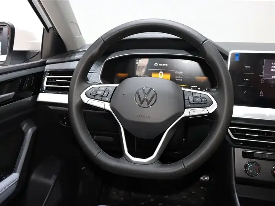 Volkswagen Lavida Lavida 2023 1.5L automatic full version 2022 — миниатюра 4