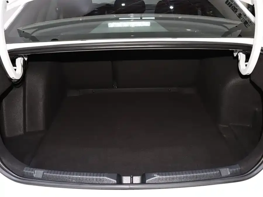 Volkswagen Lavida Lavida 2023 1.5L automatic full version 2022 — миниатюра 5