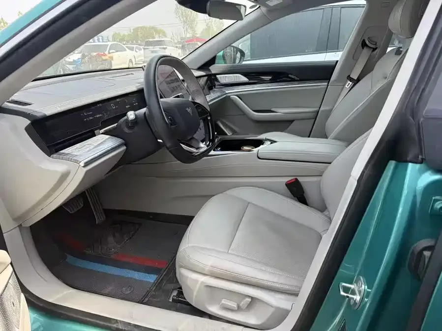 NETA Nezha S Nezha S 2022 Extended Range 1160km Rear-wheel Drive Medium Edition 2023 — миниатюра 2