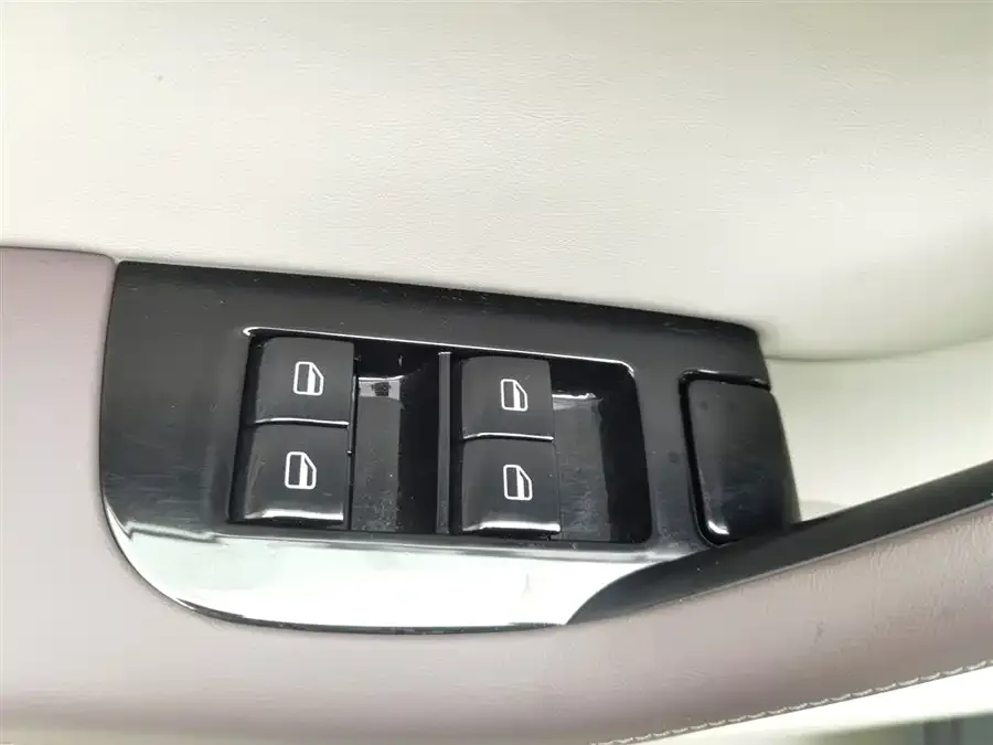 Leapmotor C11 Leapmotor C11 2023 Pure Electric 500 Comfort Edition 2024 — миниатюра 3