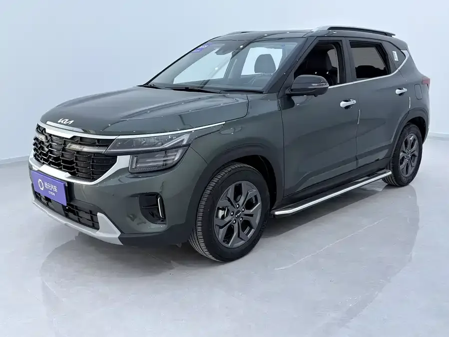 Kia Cyrus (Seltos) 2023 Certus 1.5L CVT Luxury Edition 2023 — фото 1, купить с доставкой в Москву