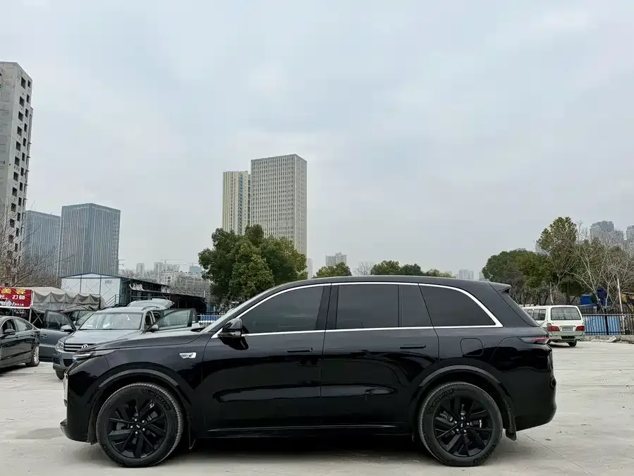 Lixiang L8 Ideal L8 2023 Air 2024 — миниатюра 2