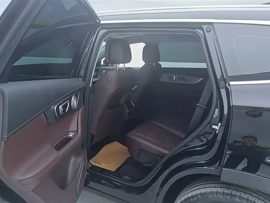 Chery Tiggo 8 PRO Tiggo 8 PRO 2024 Champion Edition 390T 4WD Peak Edition 5-seater 2024 — миниатюра 5