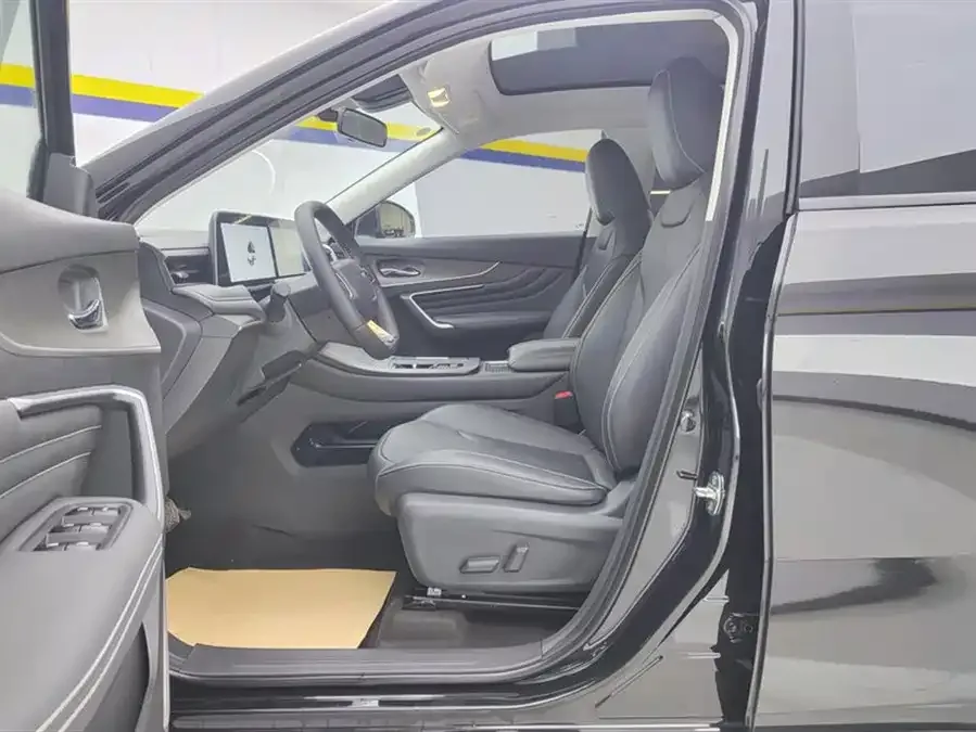 Venucia Big V DD-i Venucia V DD-i 2023 110KM iE version 2024 — миниатюра 3