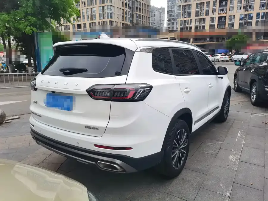 Chery Tiggo 8 PLUS Tiggo 8 PLUS 2022 290TGDI DCT luxury edition+ 2023 — миниатюра 4