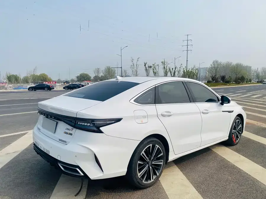 Chery Arrizo 8 Arrizo 8 2024 1.6T DCT Intelligent 2024 — миниатюра 3