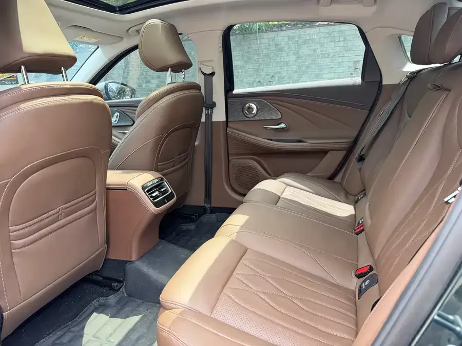 Chery Arrizo 8 Arrizo 8 2025 2.0T Automatic + 2026 — миниатюра 5