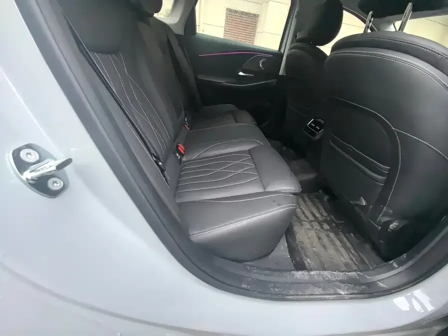 Chery Arrizo 8 Arrizo 8 2023 high-energy version 2.0T DCT Chi 2024 — миниатюра 3