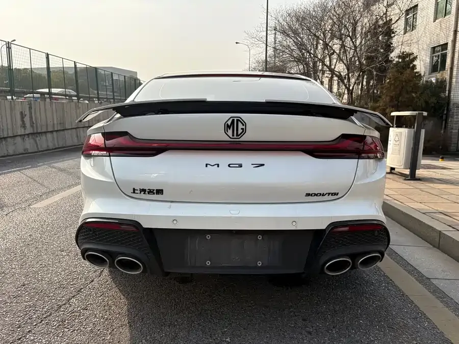 MG 7 MG7 2023 1.5T DCT Luxury Edition 2023 — миниатюра 2