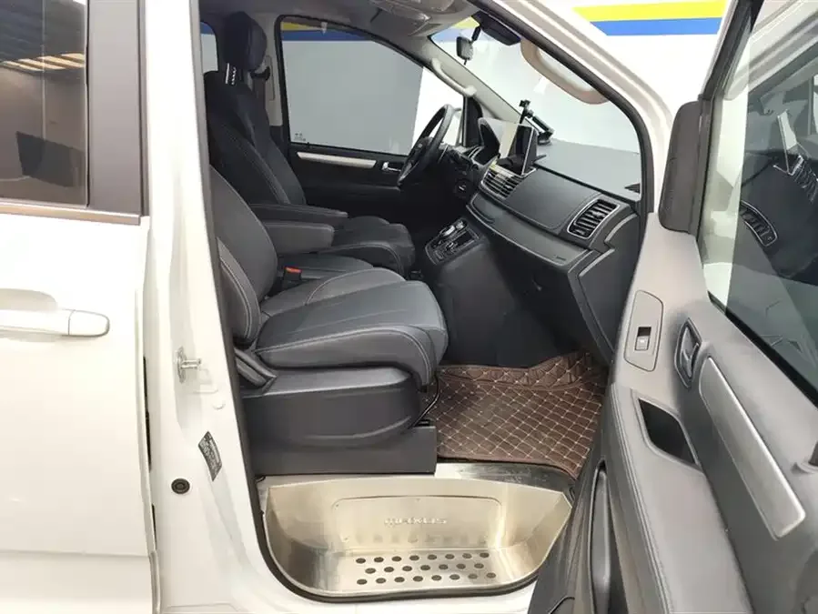 Maxus G20 2023 facelift ES 2.0T gasoline automatic value version 2023 — миниатюра 4