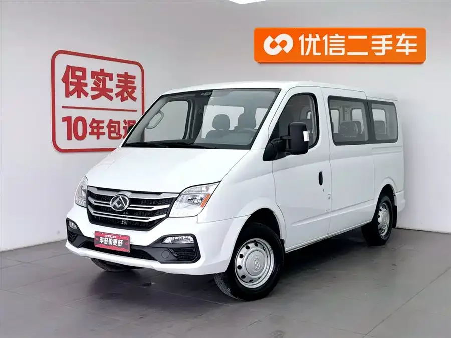 Maxus Xintu V80 Xintu V80 2025 Value Edition, Aoyuntong 2.0T Manual Short Wheelbase, Ultra-Low Roof, 127Ps, 7/9 Seats 2025 — фото 1, купить с доставкой в Москву