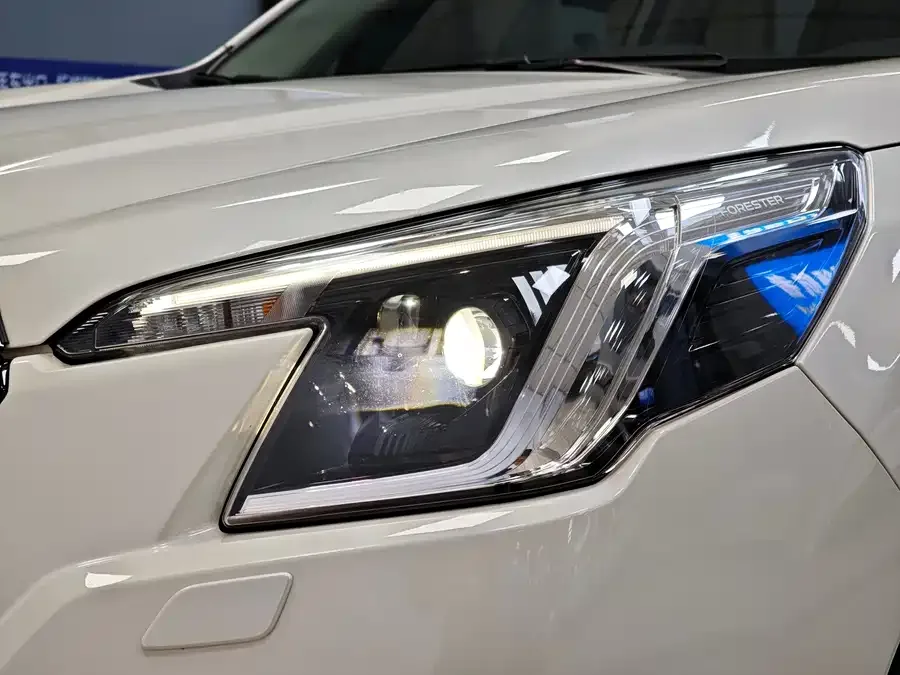 Subaru Forester Forester 2022 2.0i AWD Luxury Edition EyeSight 2022 — миниатюра 2