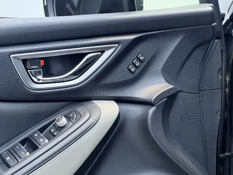 Subaru Forester Forester 2022 2.0i AWD Luxury Edition EyeSight 2022 — миниатюра 5