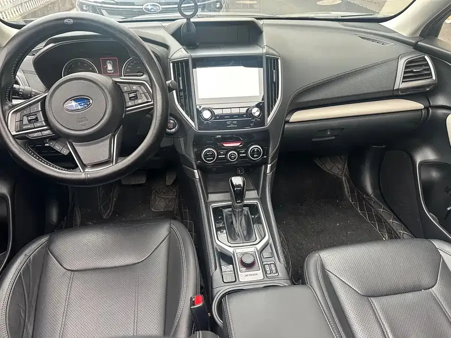 Subaru Forester Forester 2022 2.0i AWD Luxury Edition EyeSight 2022 — миниатюра 4