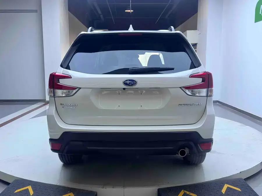 Subaru Forester Forester 2022 2.0i AWD Luxury Edition EyeSight 2023 — миниатюра 2