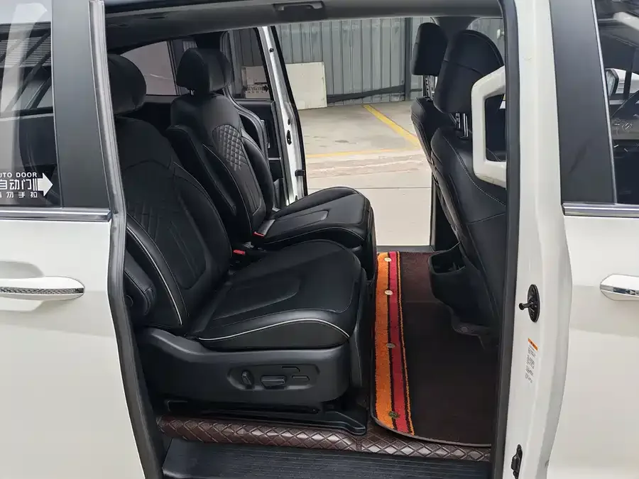 Hyundai Custo Kustu 2021 380TGDi LUX Premium 2022 — миниатюра 2