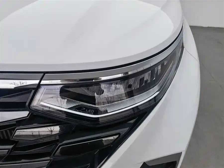 Hyundai Custo Kustu 2021 270TGDi Premium Edition LUX 2023 — миниатюра 4