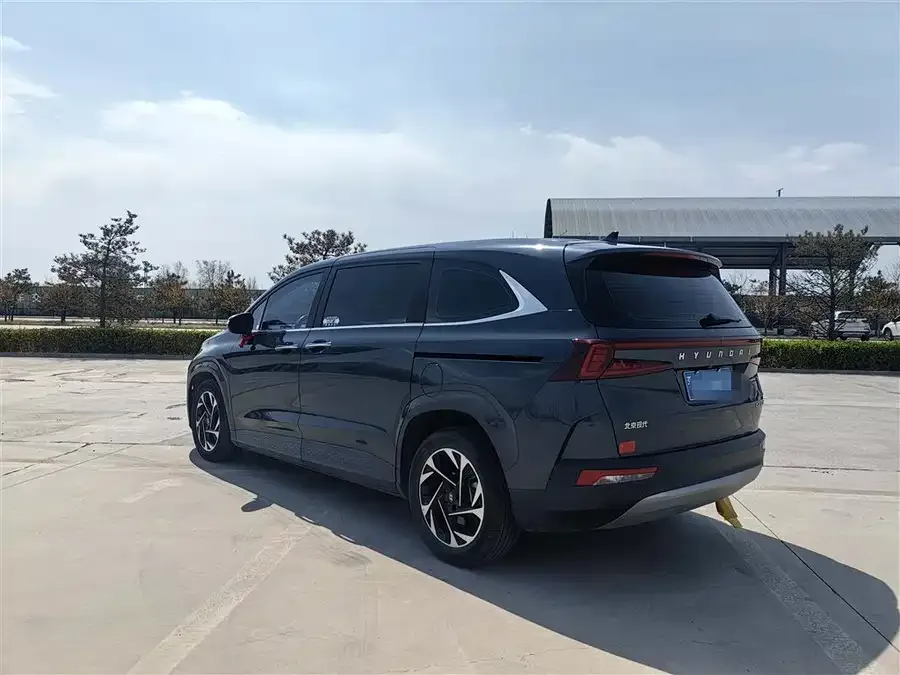 Hyundai Custo Kustu 2022 270TGDi Smart Love Flagship Edition TOP 2023 — миниатюра 2