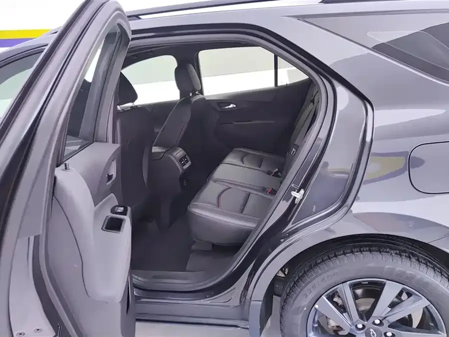 Chevrolet Equinox Explorer 2021 550T RS Smart Expansion Edition 2022 — миниатюра 5