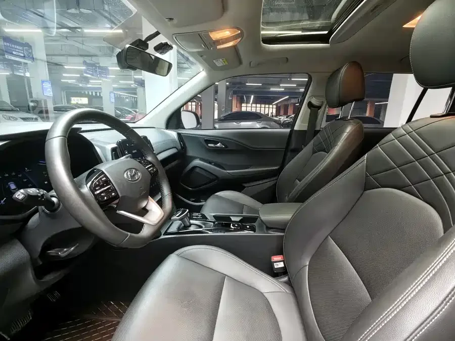 Hyundai Beijing ix35 Beijing Hyundai ix35 2021 2.0L Automatic 2WD GLS Leading Edition 2023 — миниатюра 2