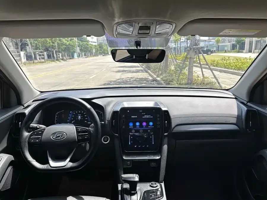 Hyundai Beijing ix35 Beijing Hyundai ix35 2021 2.0L Automatic 2WD GLS Leading Edition 2022 — миниатюра 2
