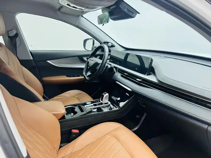 Chery Tiggo 8 PLUS Tiggo 8 PLUS 2022 290TGDI DCT luxury edition 2023 — миниатюра 2