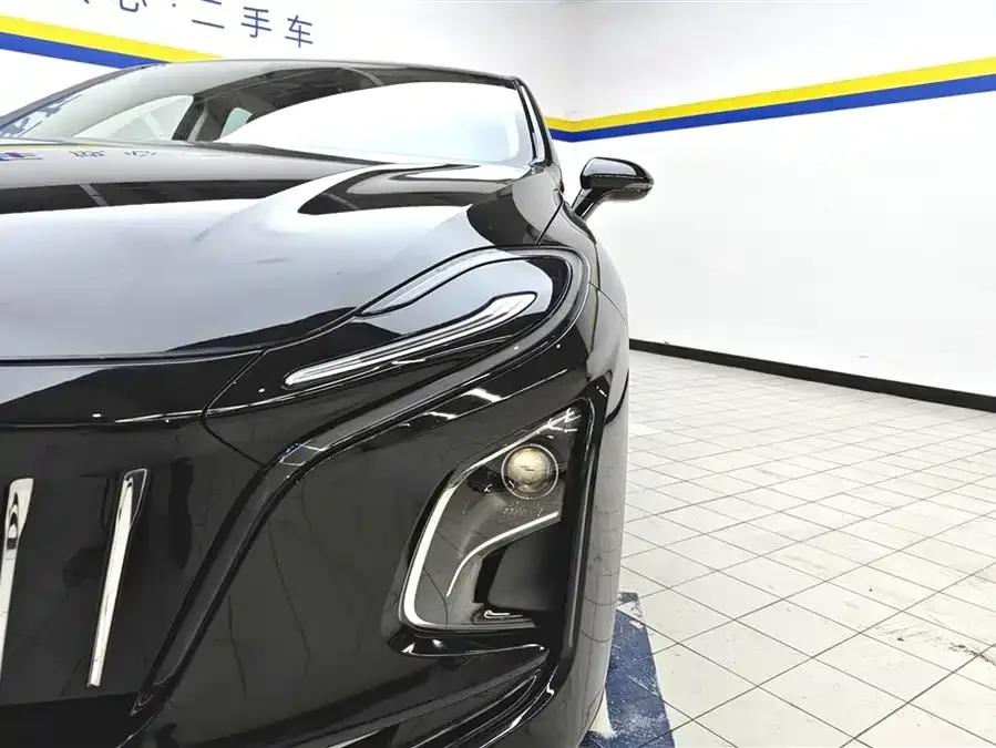 Hongqi E-QM5 Hongqi E-QM5 2021 Charging Qiyue Edition 2023 — миниатюра 5