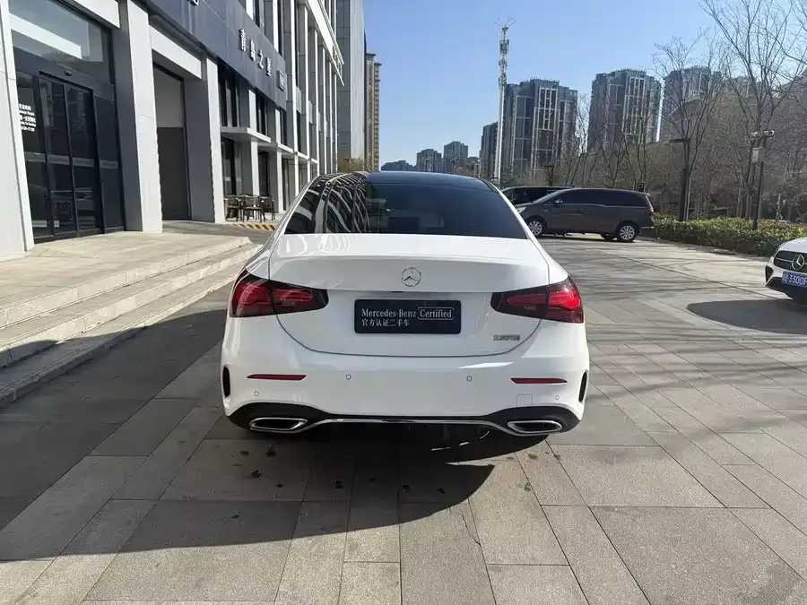 Mercedes-Benz Class A Mercedes-Benz A-Class 2023 A 200 L Fashion Edition 2023 — миниатюра 4