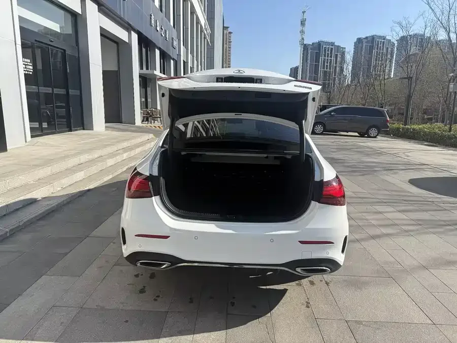 Mercedes-Benz Class A Mercedes-Benz A-Class 2023 A 200 L Fashion Edition 2023 — миниатюра 5